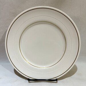 VTG Syracuse China Dinner Plate 9.75" Patrician Pattern Cream Color Gold Trim